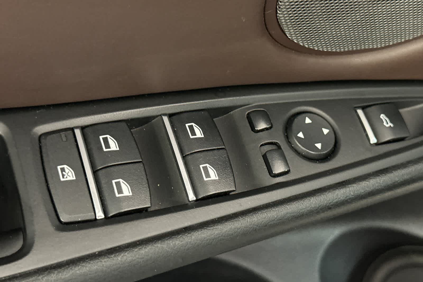 Thumbnail: 2015 BMW X5 - 13