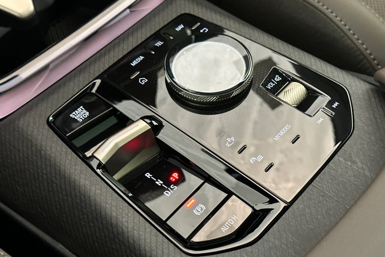 Thumbnail: 2025 BMW X3 - 22