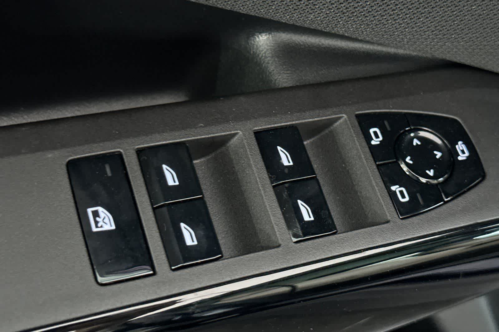 Thumbnail: 2026 BMW X3 - 12