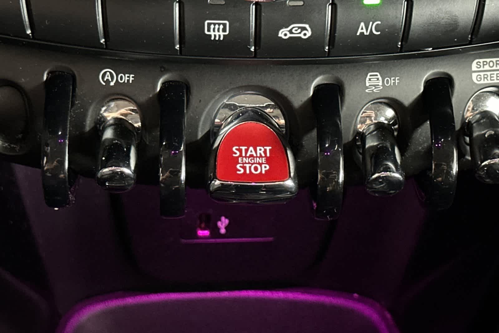 Thumbnail: 2021 MINI Cooper Hardtop - 22