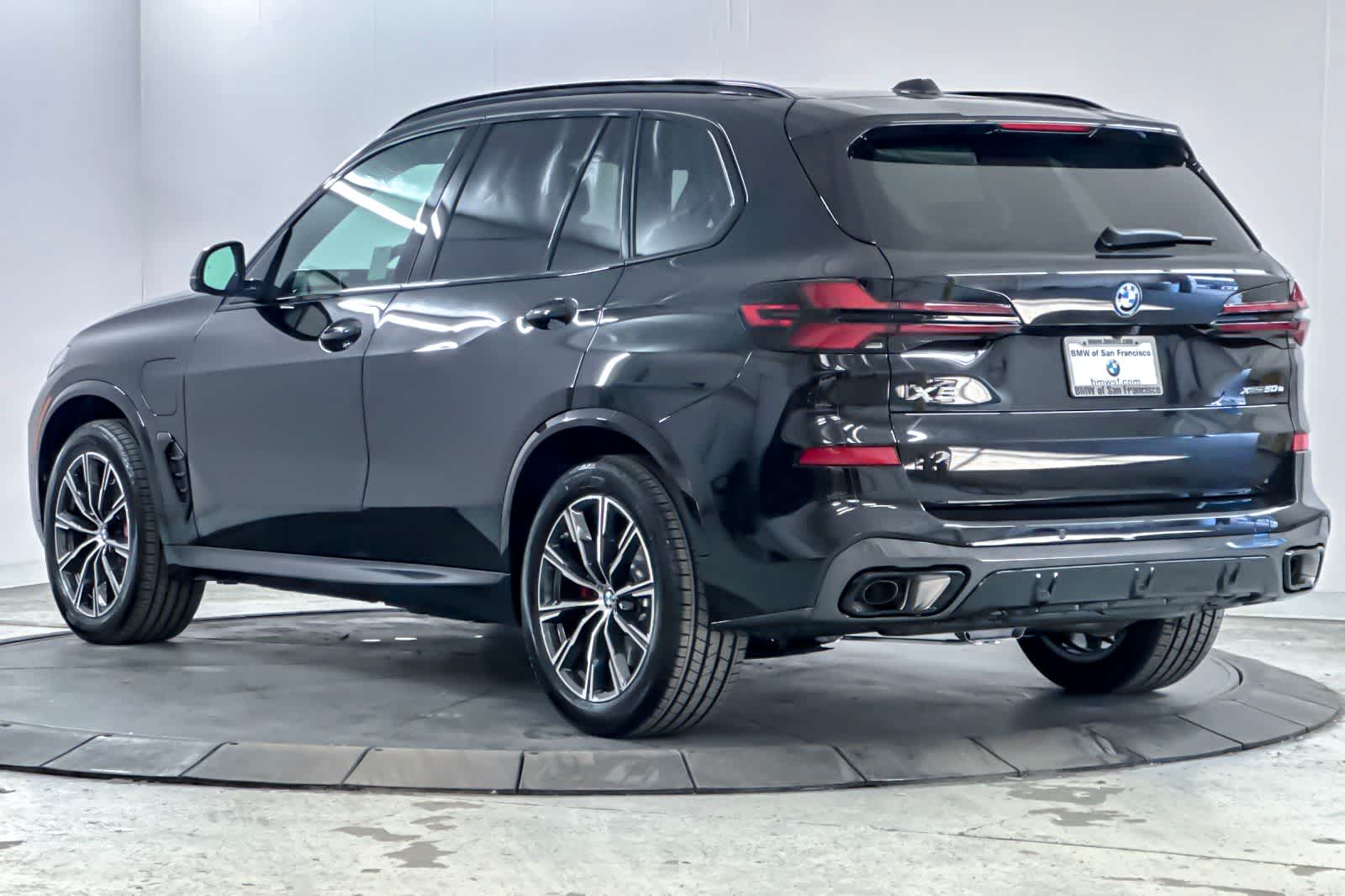 Thumbnail: 2026 BMW X5 - 6