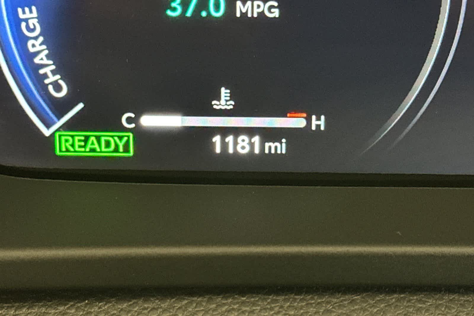 Thumbnail: 2025 Toyota Crown Signia - 25