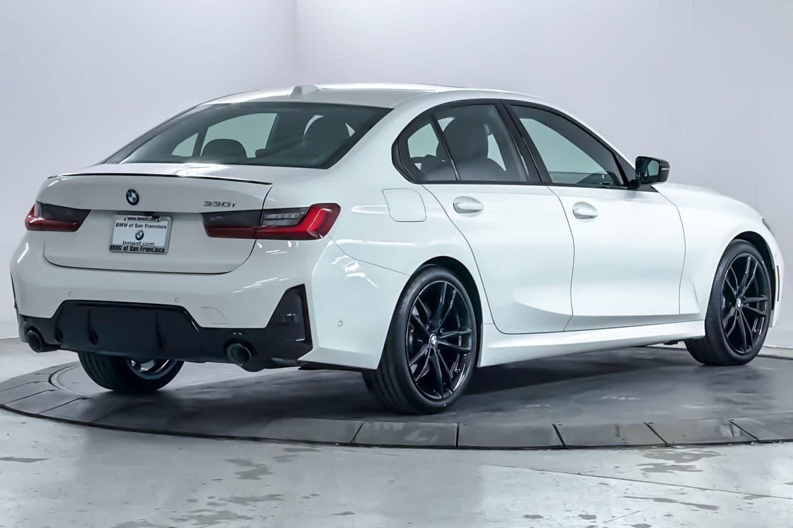 Thumbnail: 2023 BMW 3 Series - 2