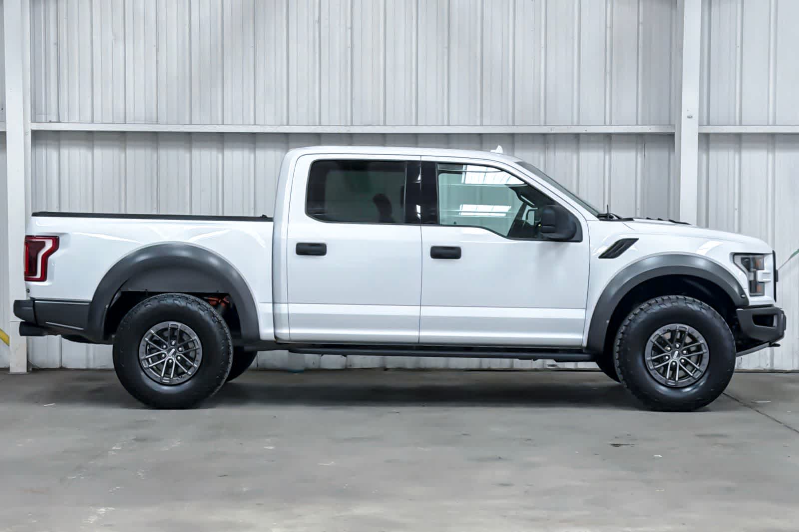 Thumbnail: 2019 Ford F-150 - 8
