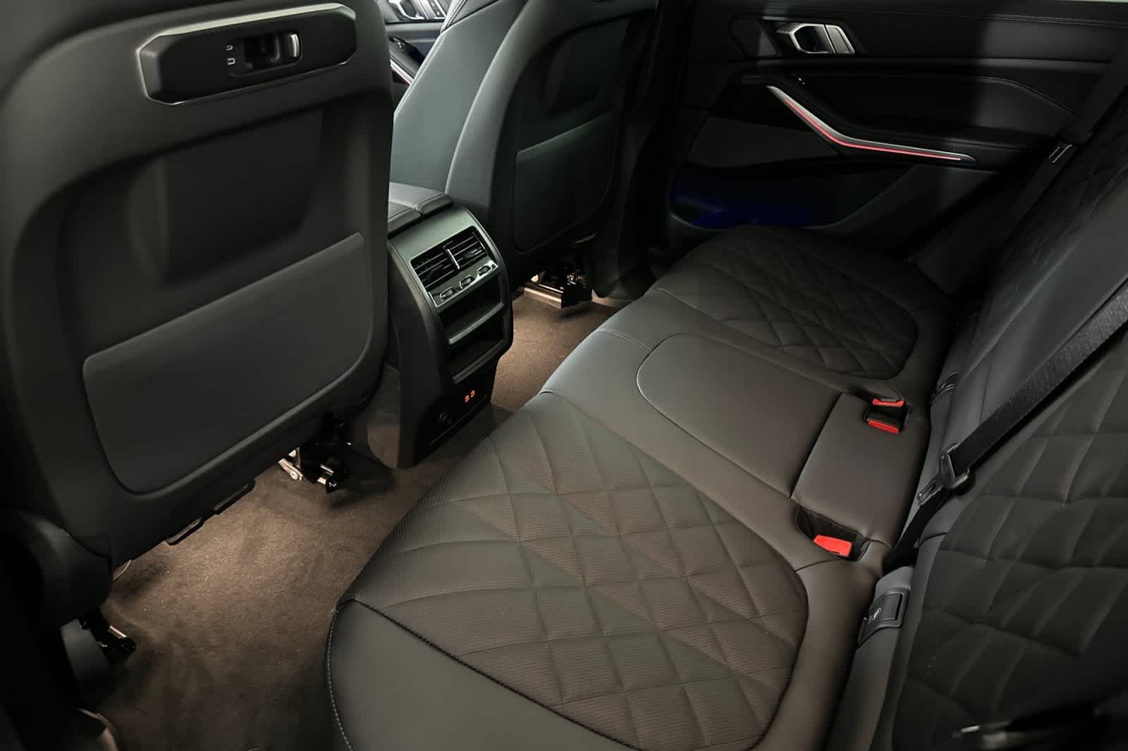 Thumbnail: 2026 BMW X5 - 4