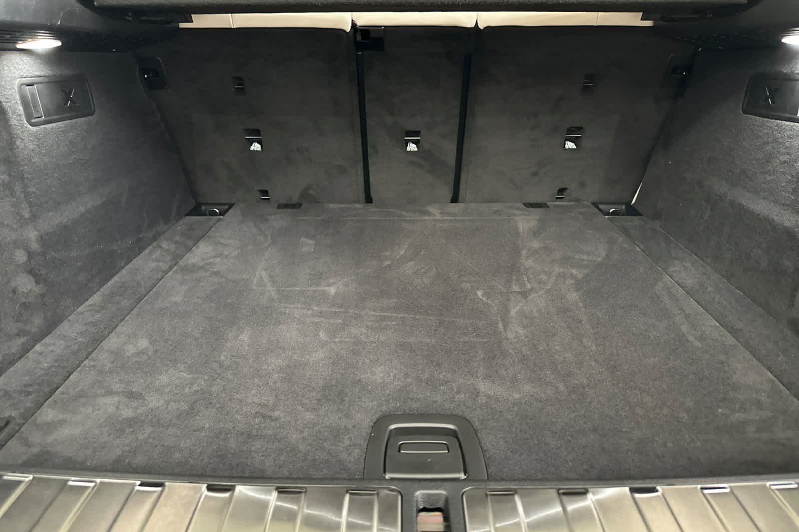 Thumbnail: 2026 BMW X6 - 15