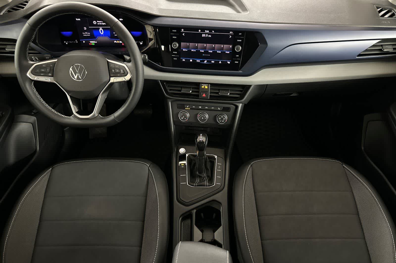 Thumbnail: 2022 Volkswagen Taos - 3