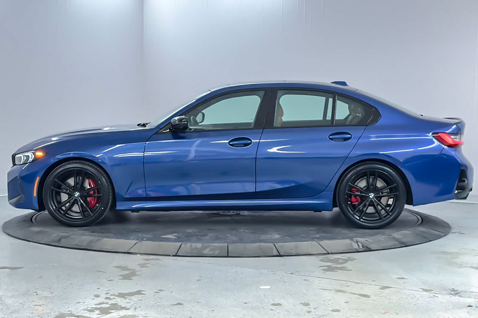 Thumbnail: 2023 BMW 3 Series - 5