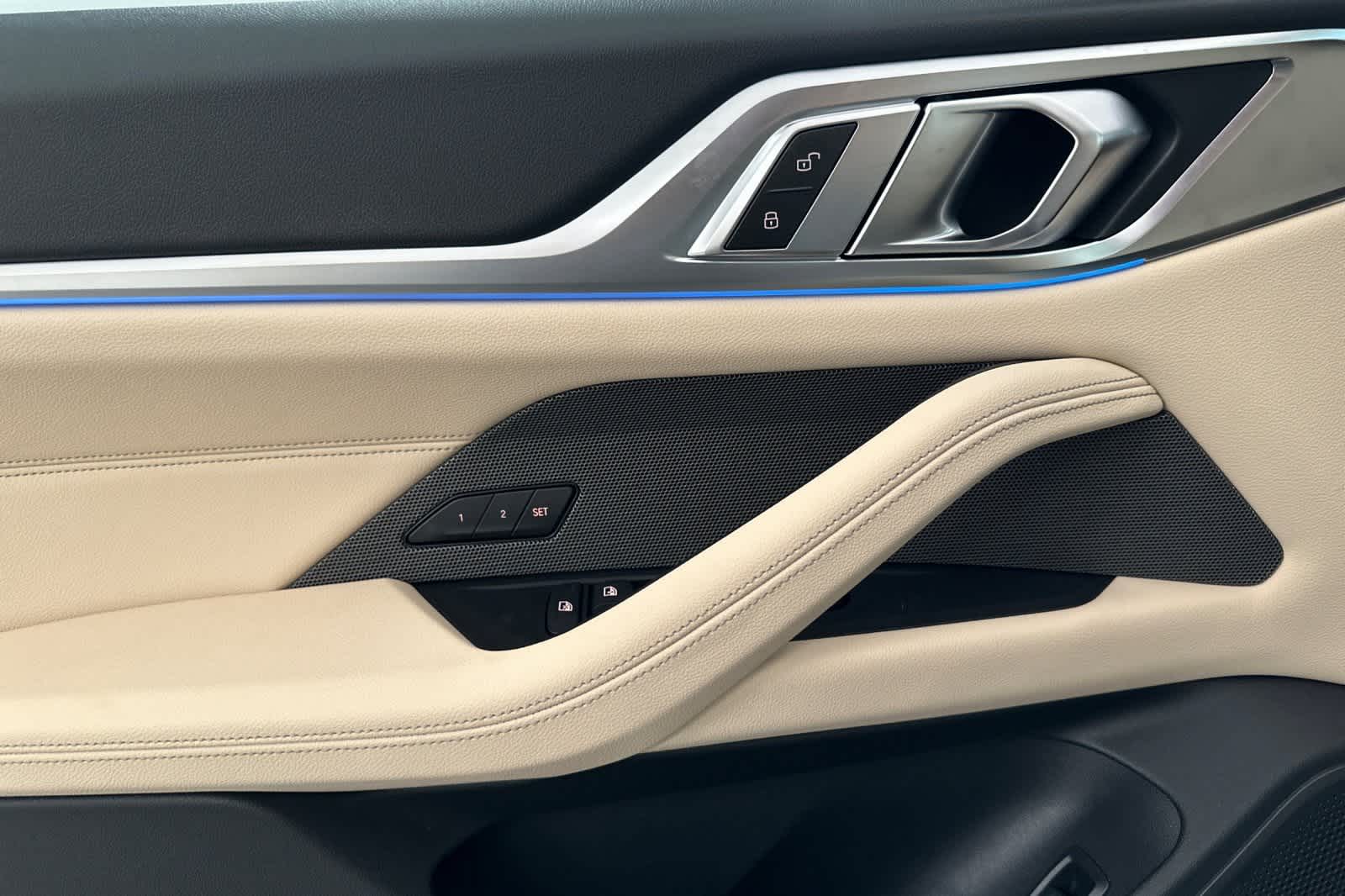 Thumbnail: 2025 BMW i4 - 12