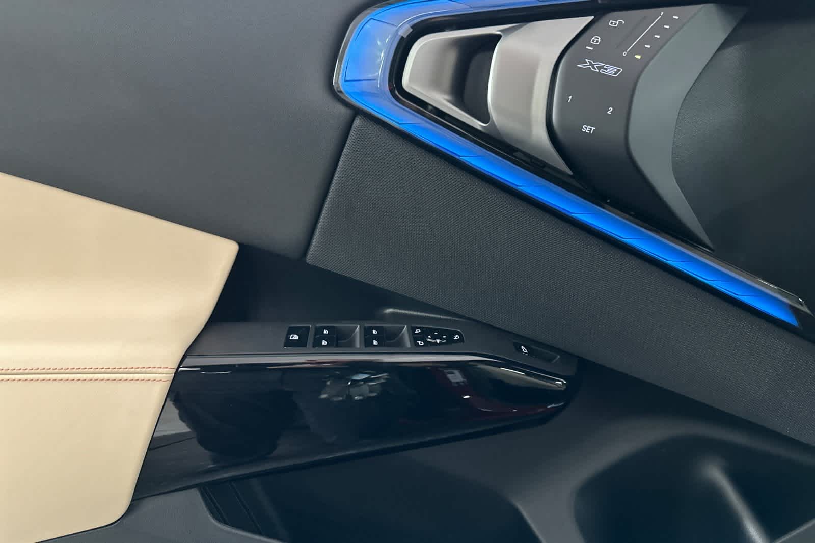 Thumbnail: 2026 BMW X3 - 12