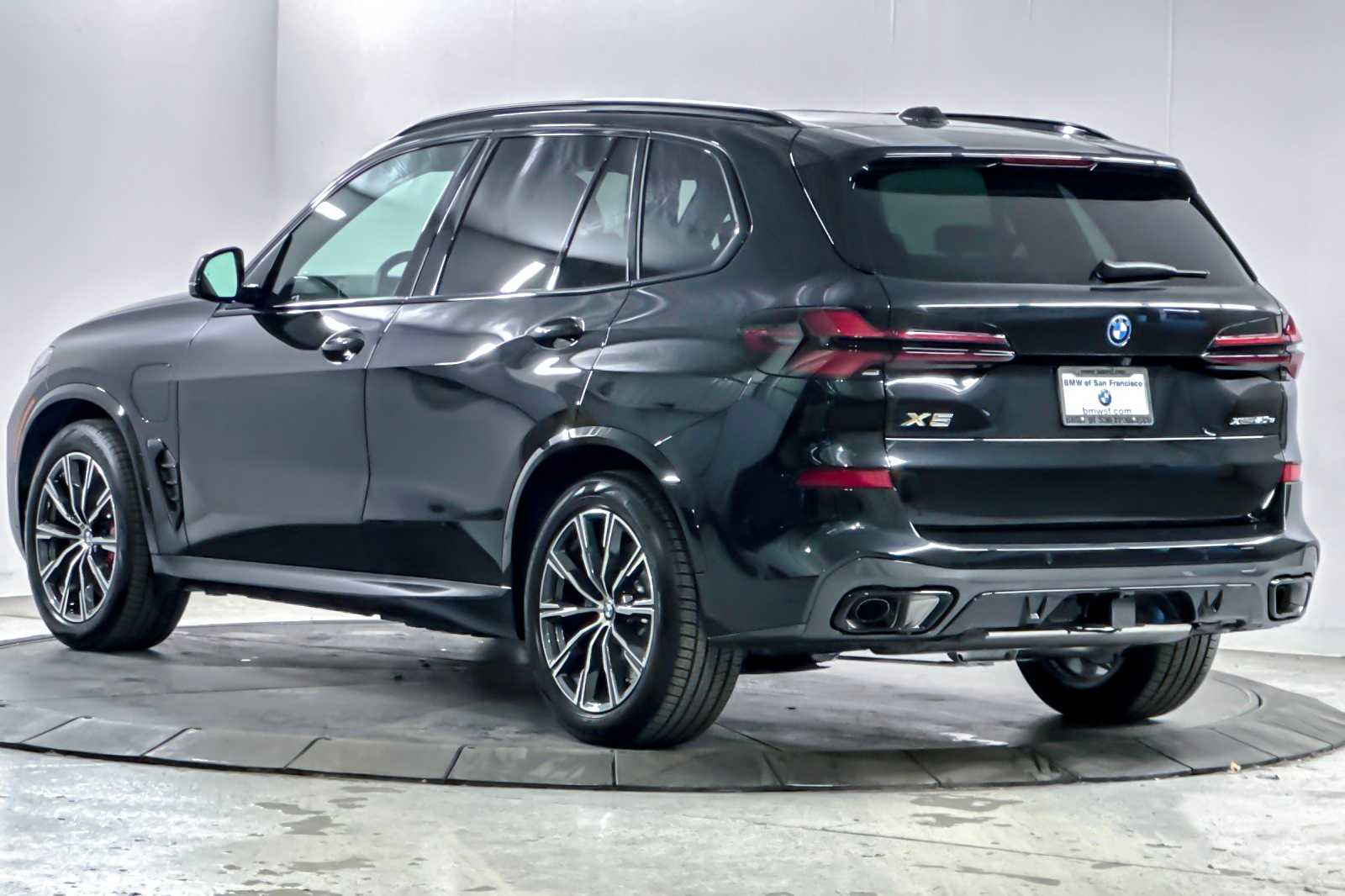 Thumbnail: 2026 BMW X5 - 6