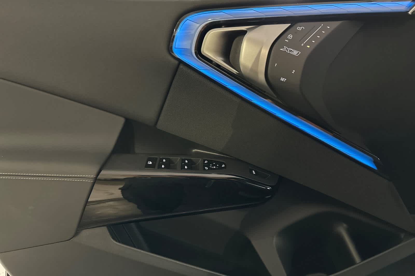 Thumbnail: 2026 BMW X3 - 12