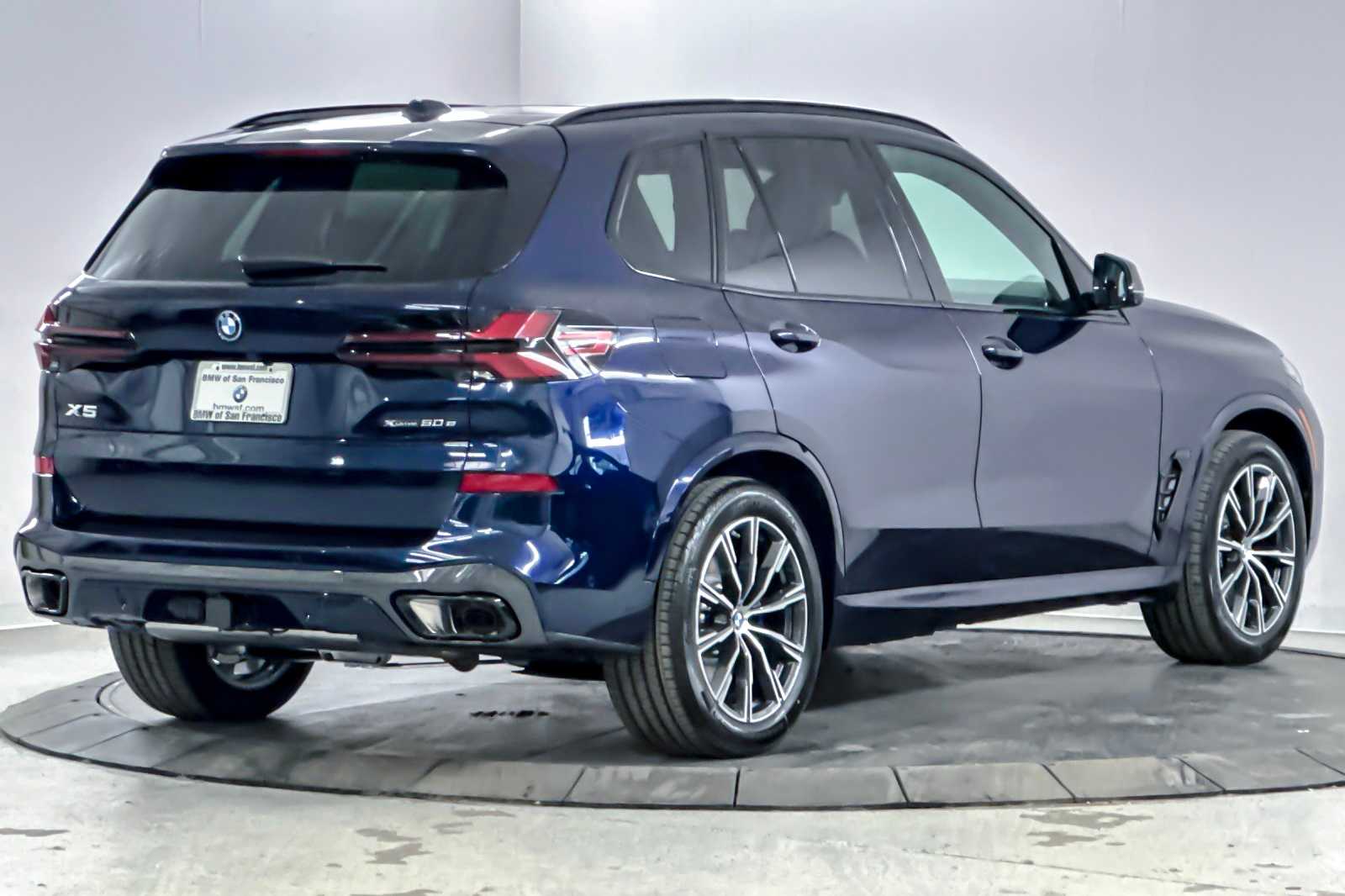 Thumbnail: 2026 BMW X5 - 2