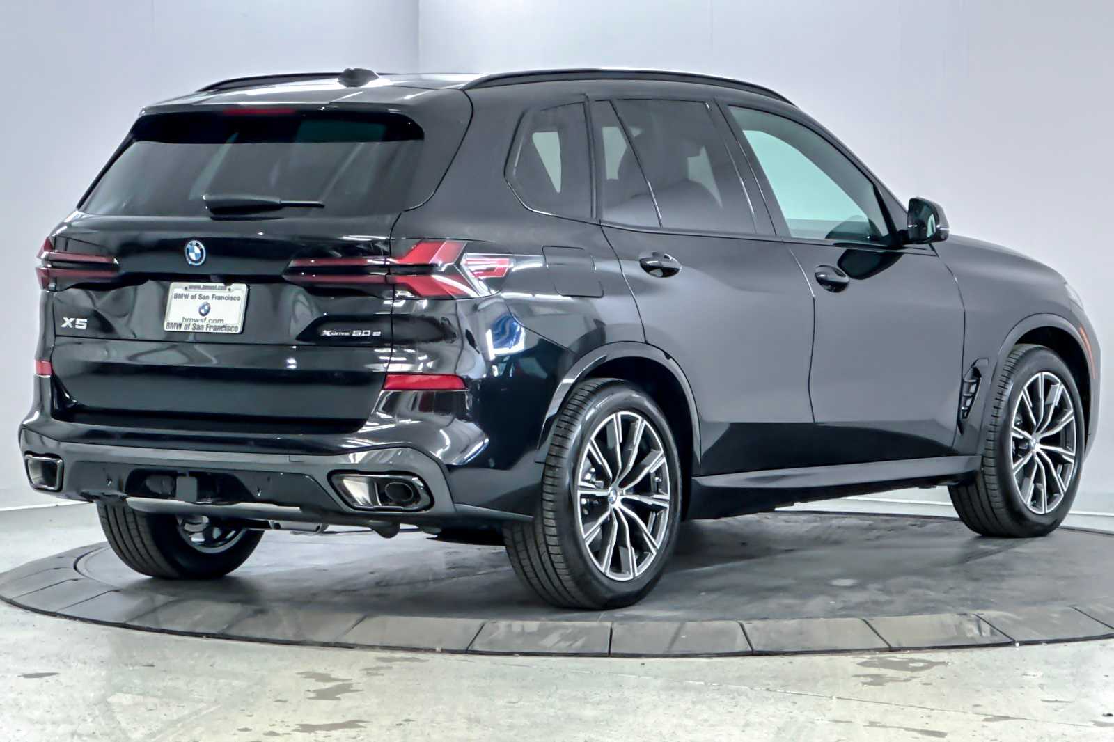 Thumbnail: 2026 BMW X5 - 2