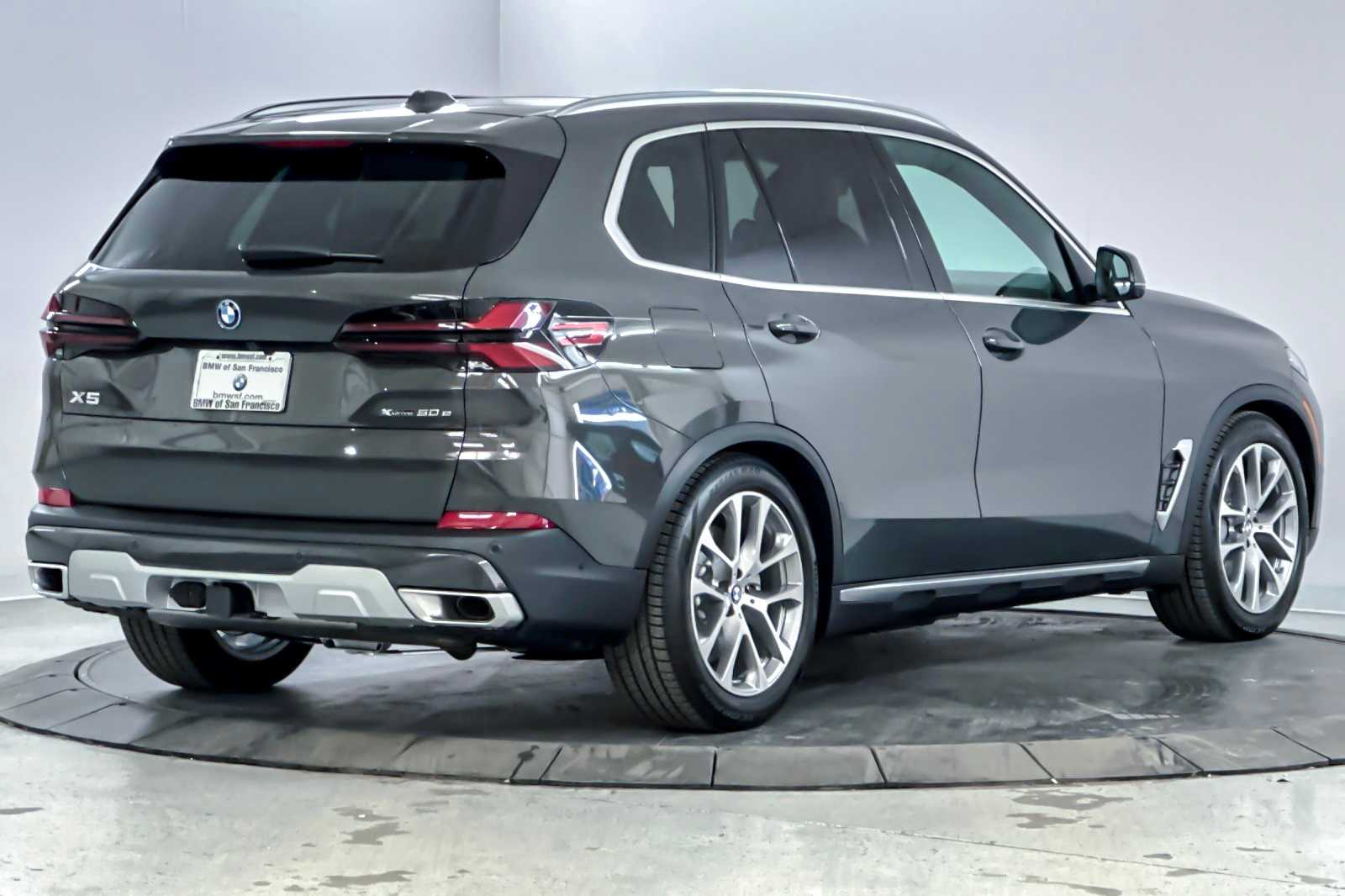 Thumbnail: 2026 BMW X5 - 2