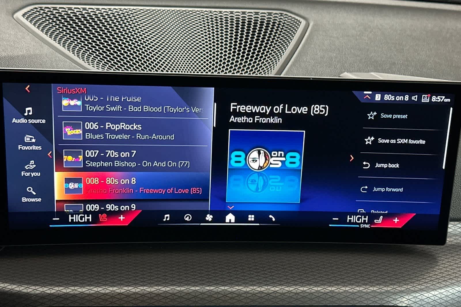 Thumbnail: 2025 BMW i4 - 17