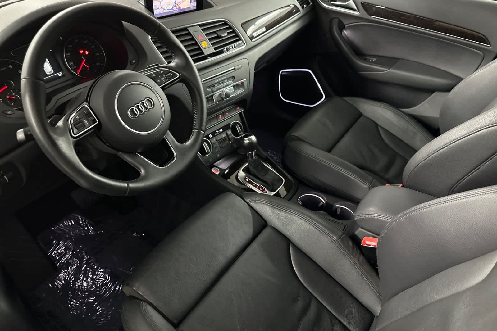 Thumbnail: 2016 Audi Q3 - 11