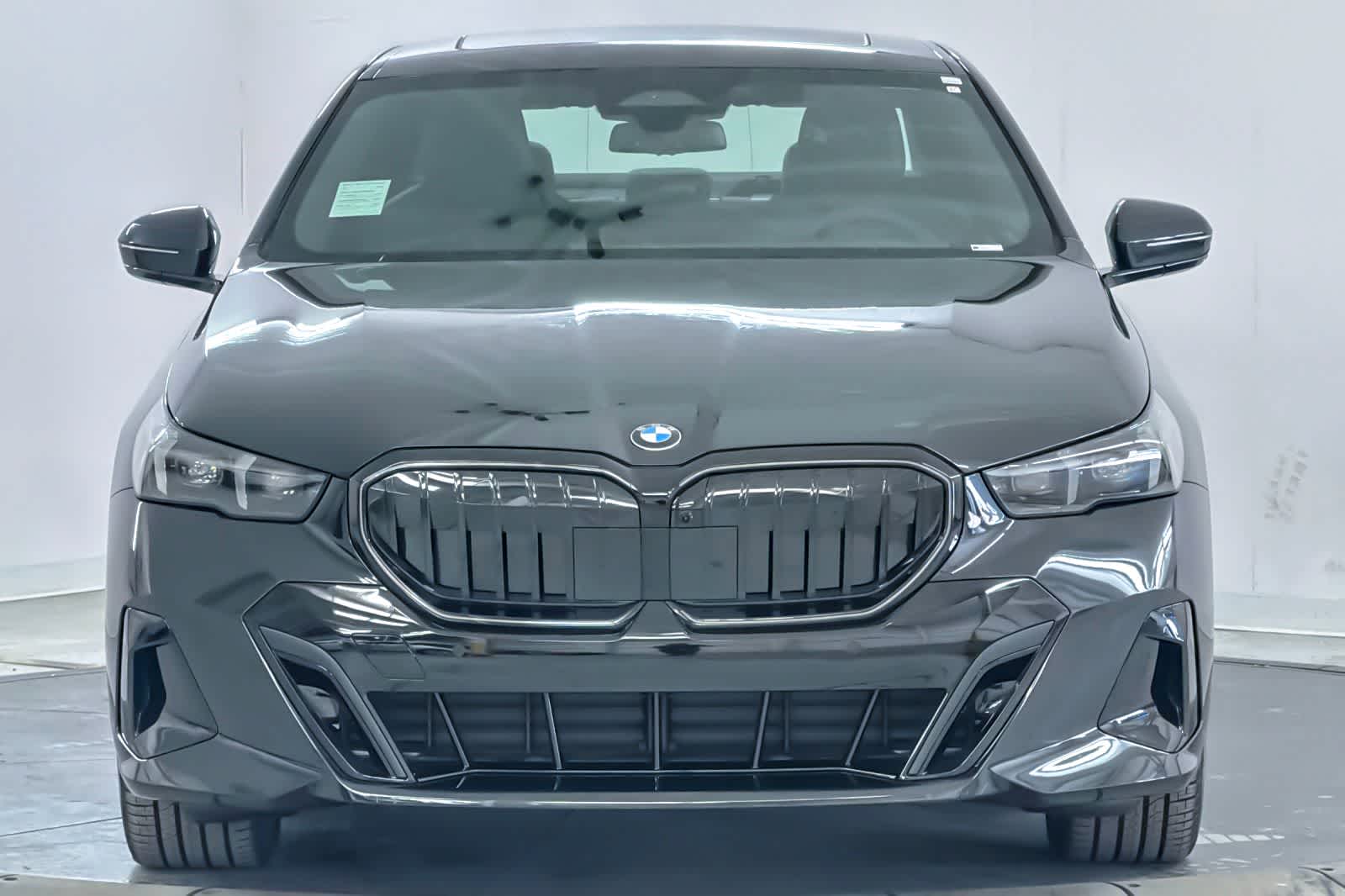 Thumbnail: 2027 BMW 5 Series - 10