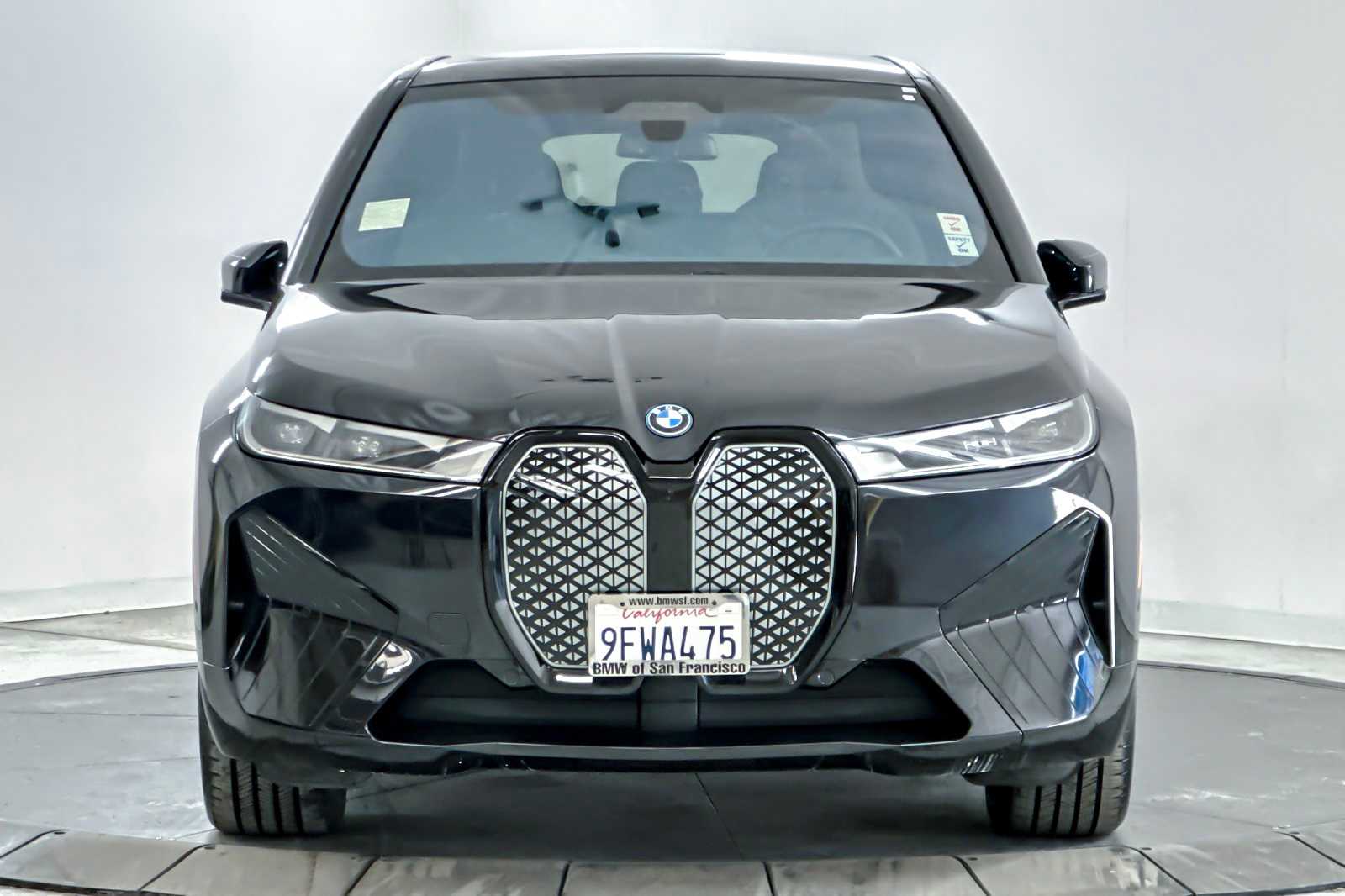 Thumbnail: 2024 BMW iX - 10