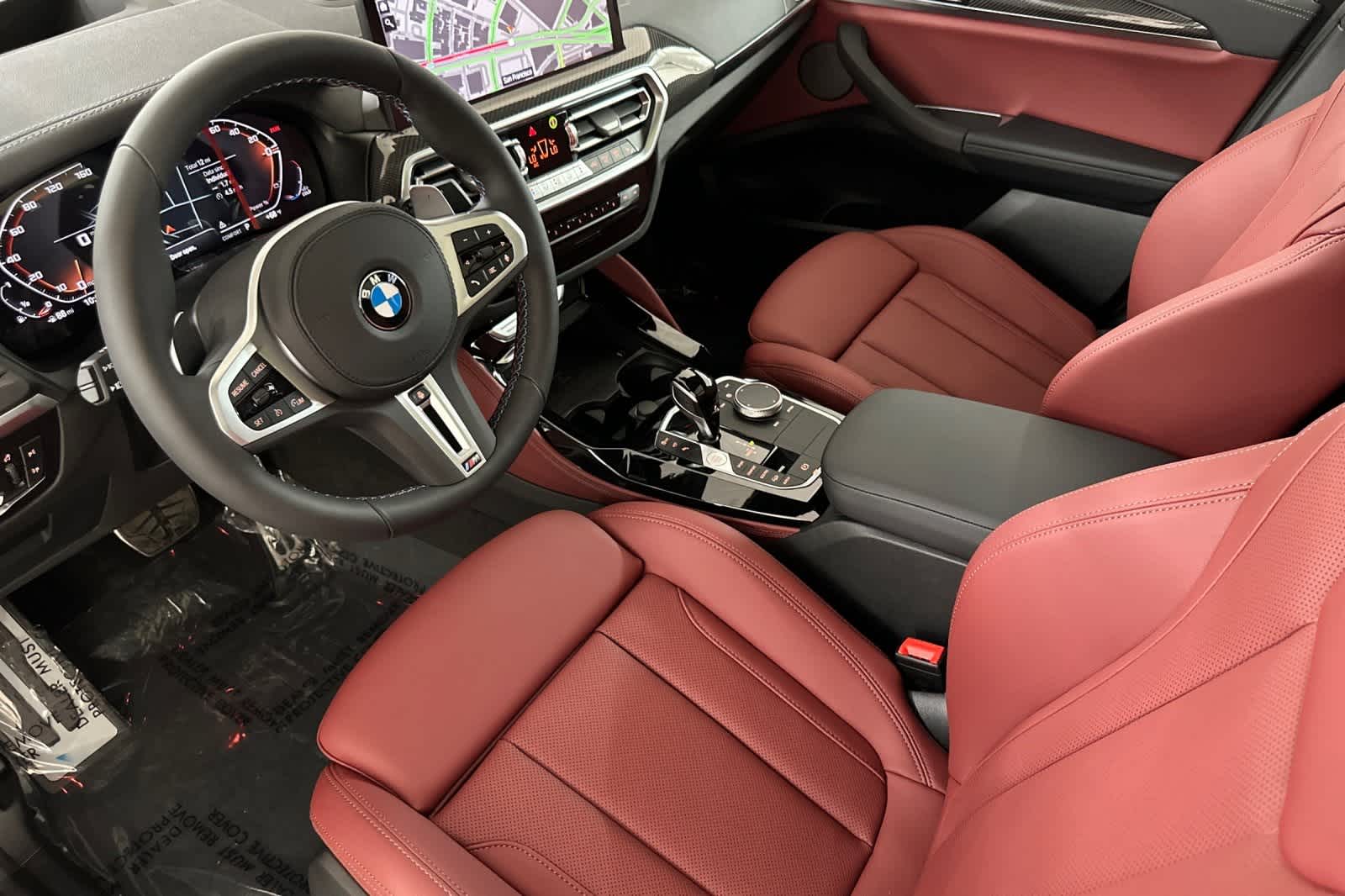 Thumbnail: 2025 BMW X4 - 11