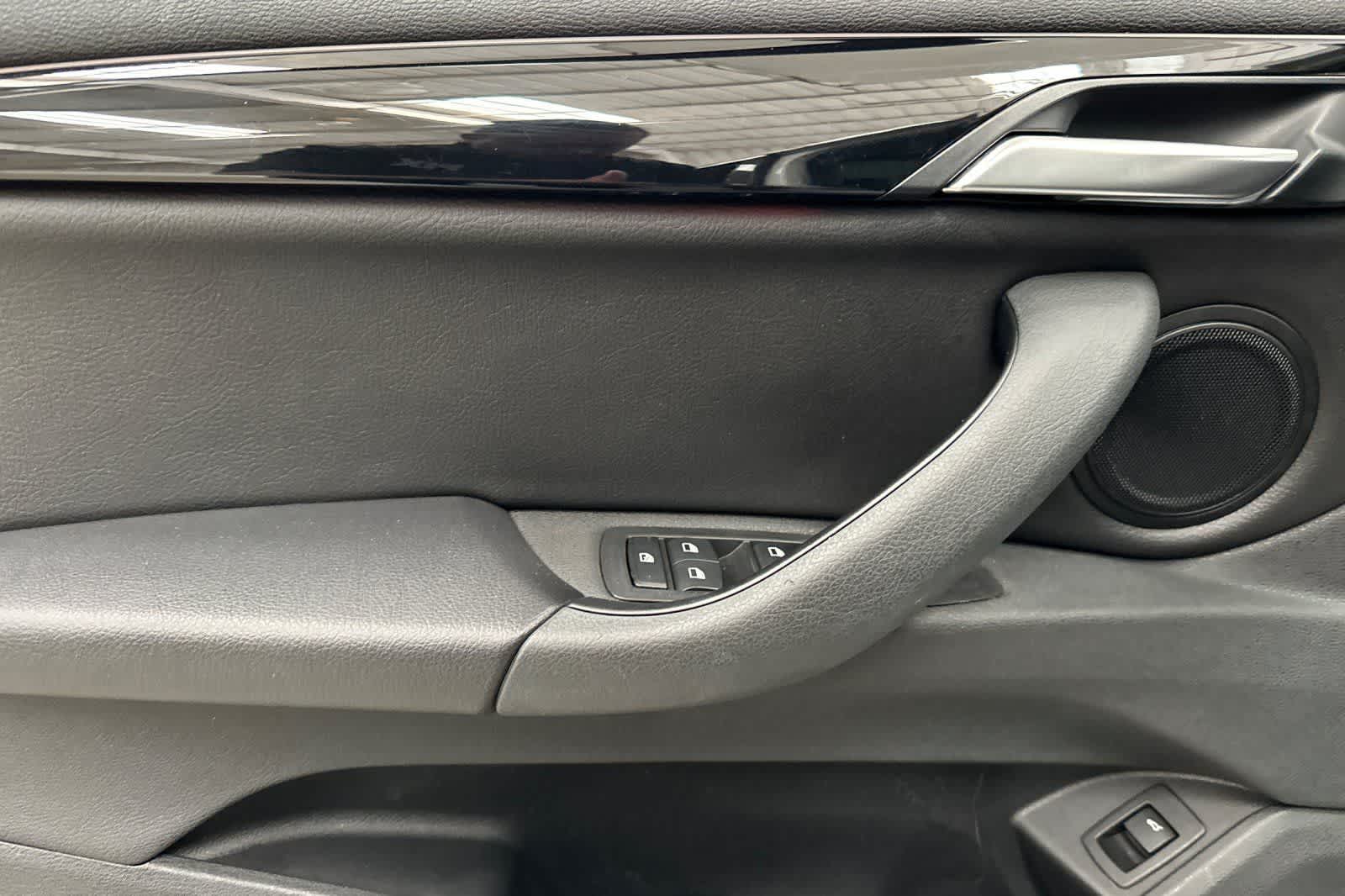 Thumbnail: 2018 BMW X1 - 12