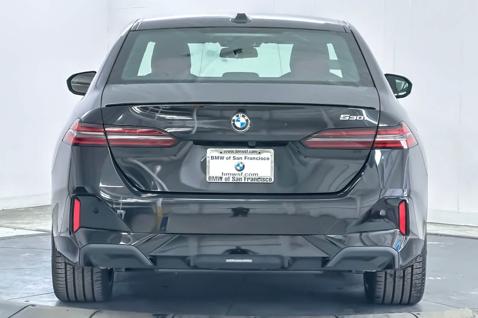 Thumbnail: 2026 BMW 5 Series - 7