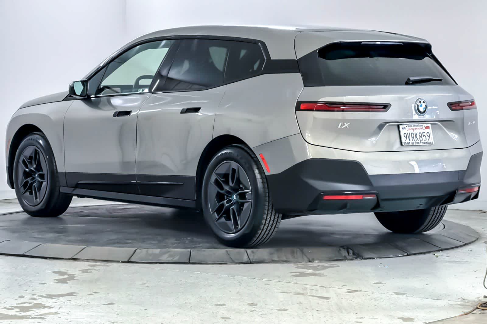 Thumbnail: 2024 BMW iX - 6