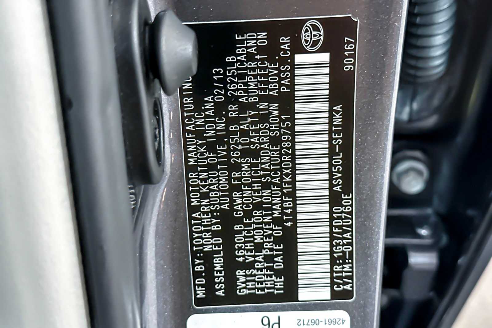 Thumbnail: 2013 Toyota Camry - 25