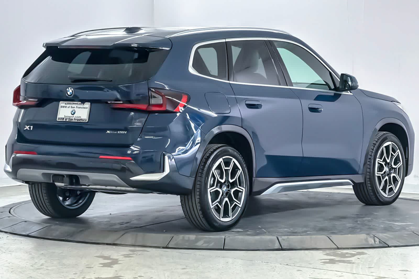Thumbnail: 2026 BMW X1 - 2