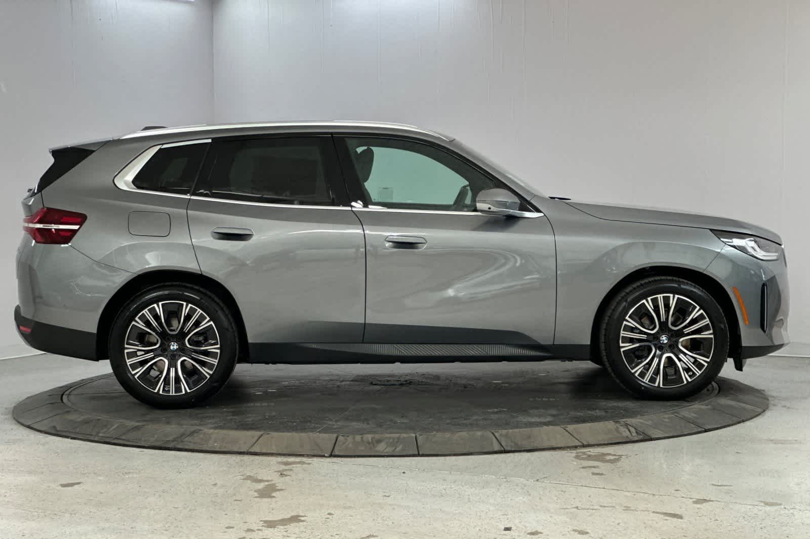 2025 BMW X3 3.0i 8