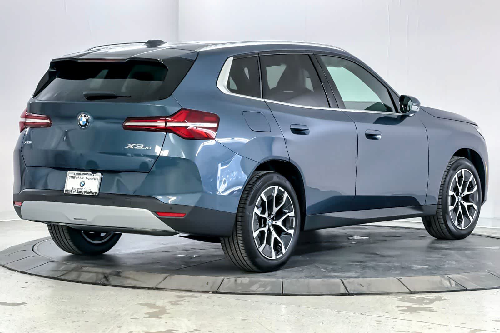 Thumbnail: 2026 BMW X3 - 2