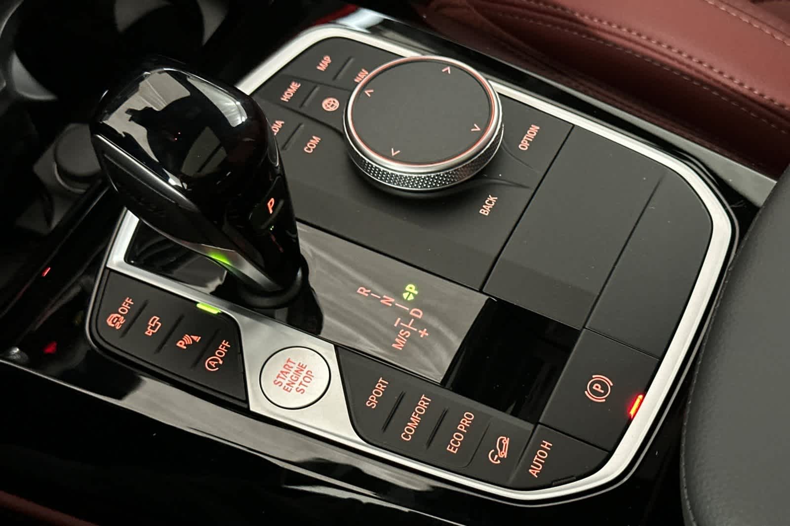 Thumbnail: 2025 BMW X4 - 22