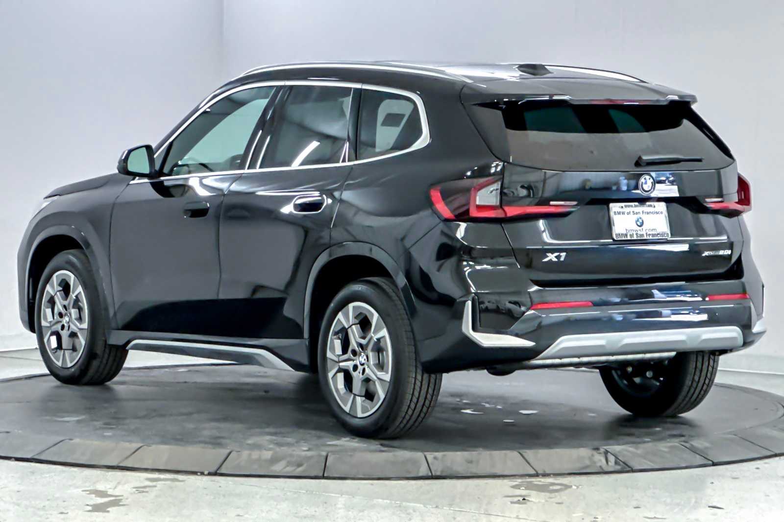 Thumbnail: 2025 BMW X1 - 6