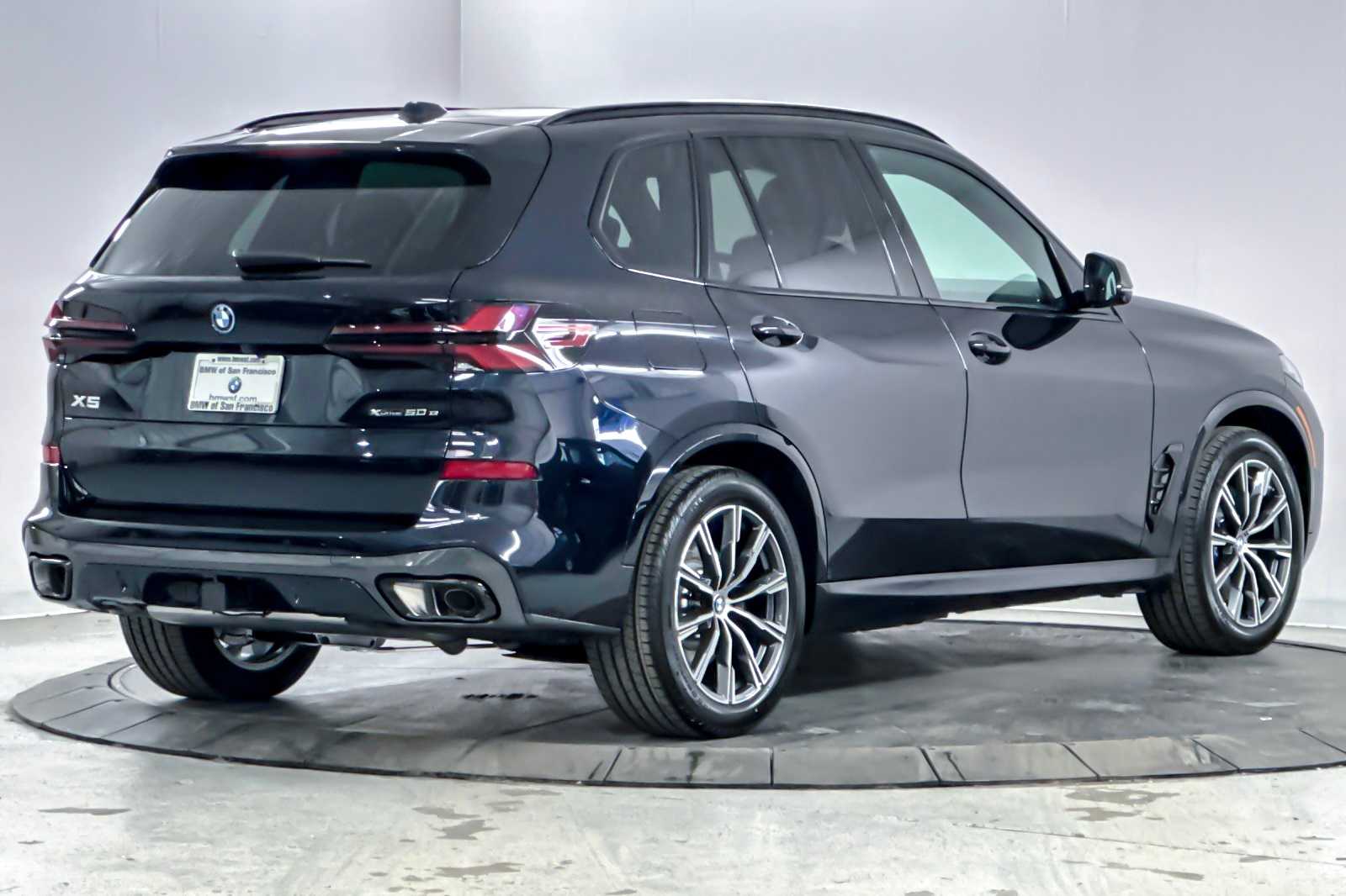Thumbnail: 2026 BMW X5 - 2