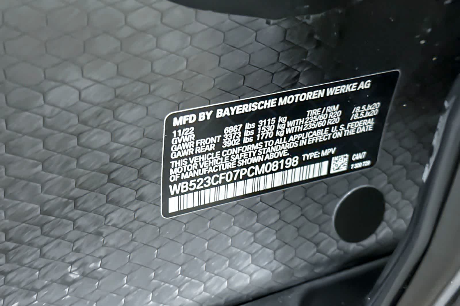 Thumbnail: 2023 BMW iX - 31