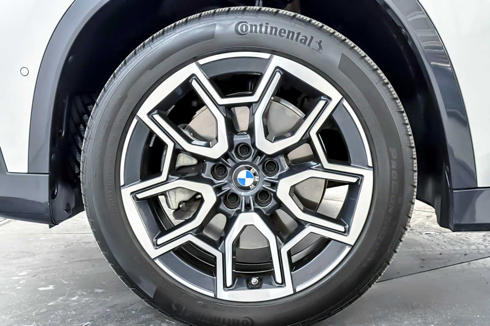 Thumbnail: 2025 BMW X1 - 26