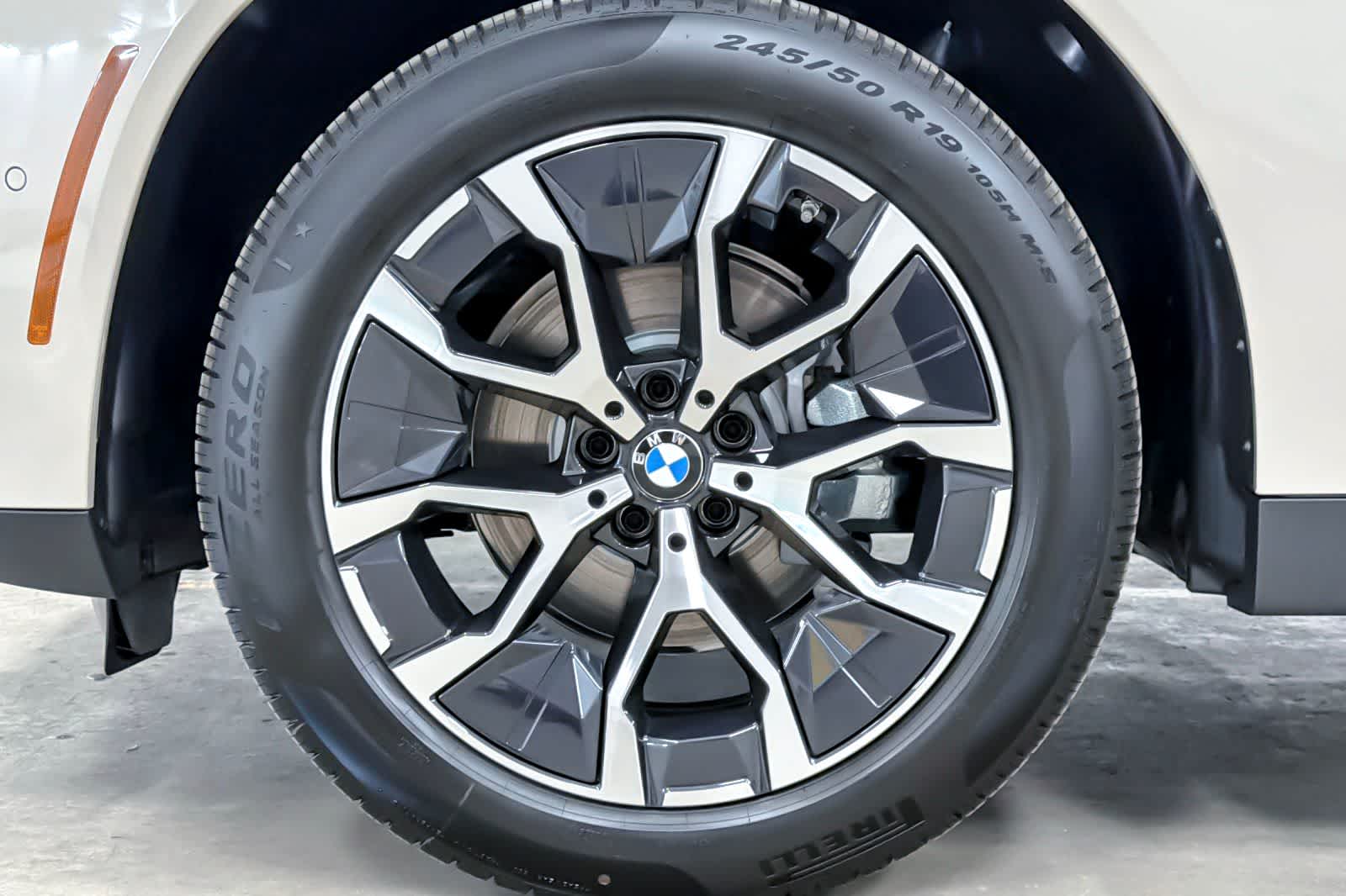 Thumbnail: 2026 BMW X3 - 25