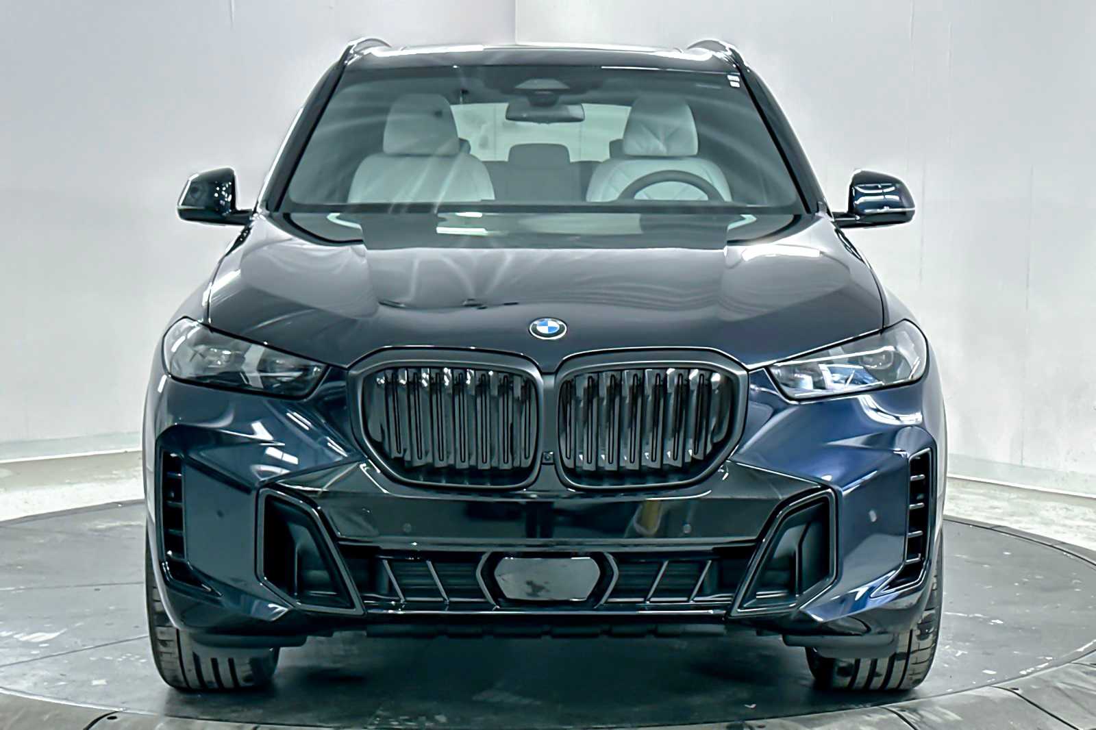 Thumbnail: 2026 BMW X5 - 10