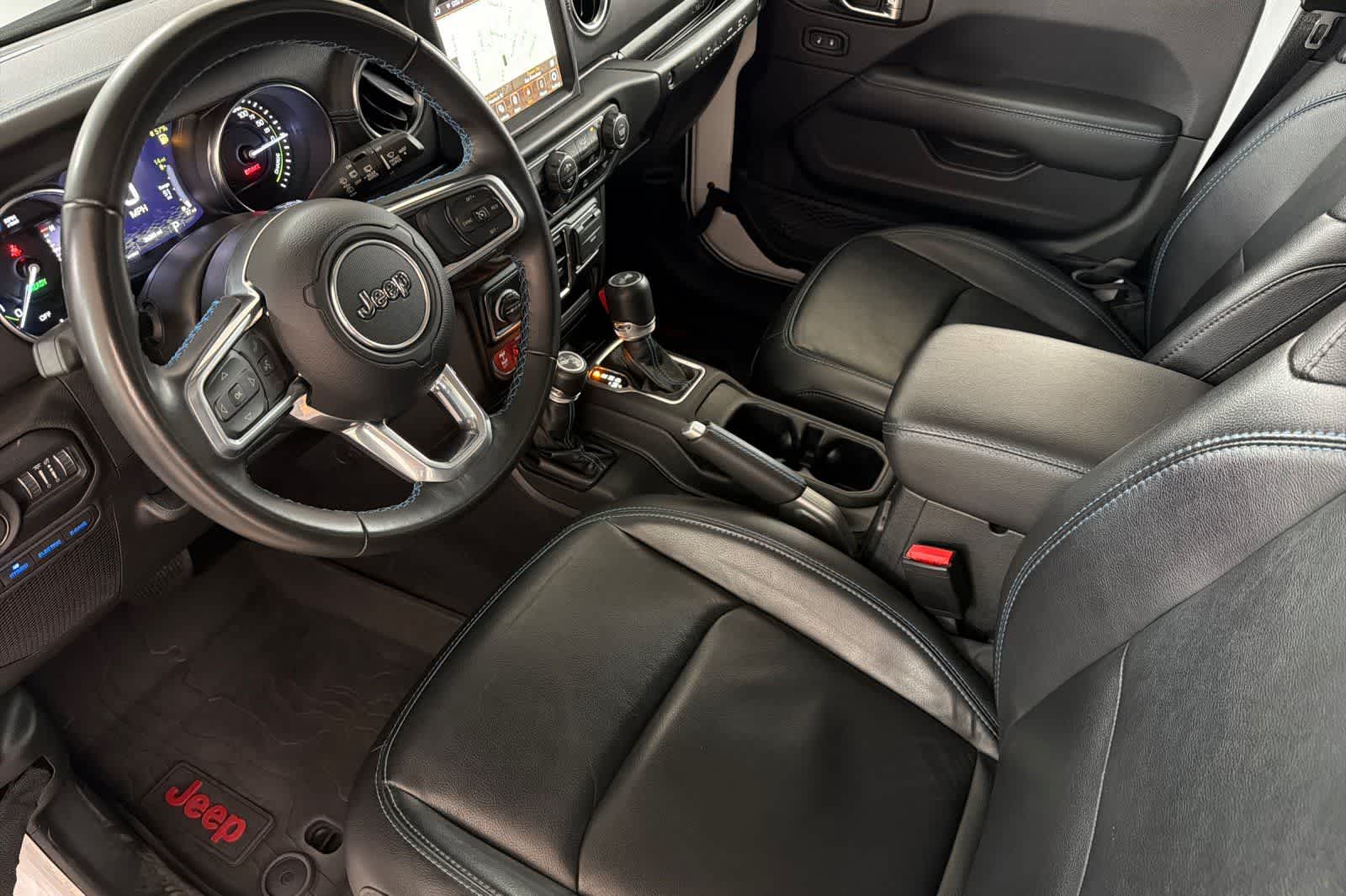 Thumbnail: 2022 Jeep Wrangler - 11