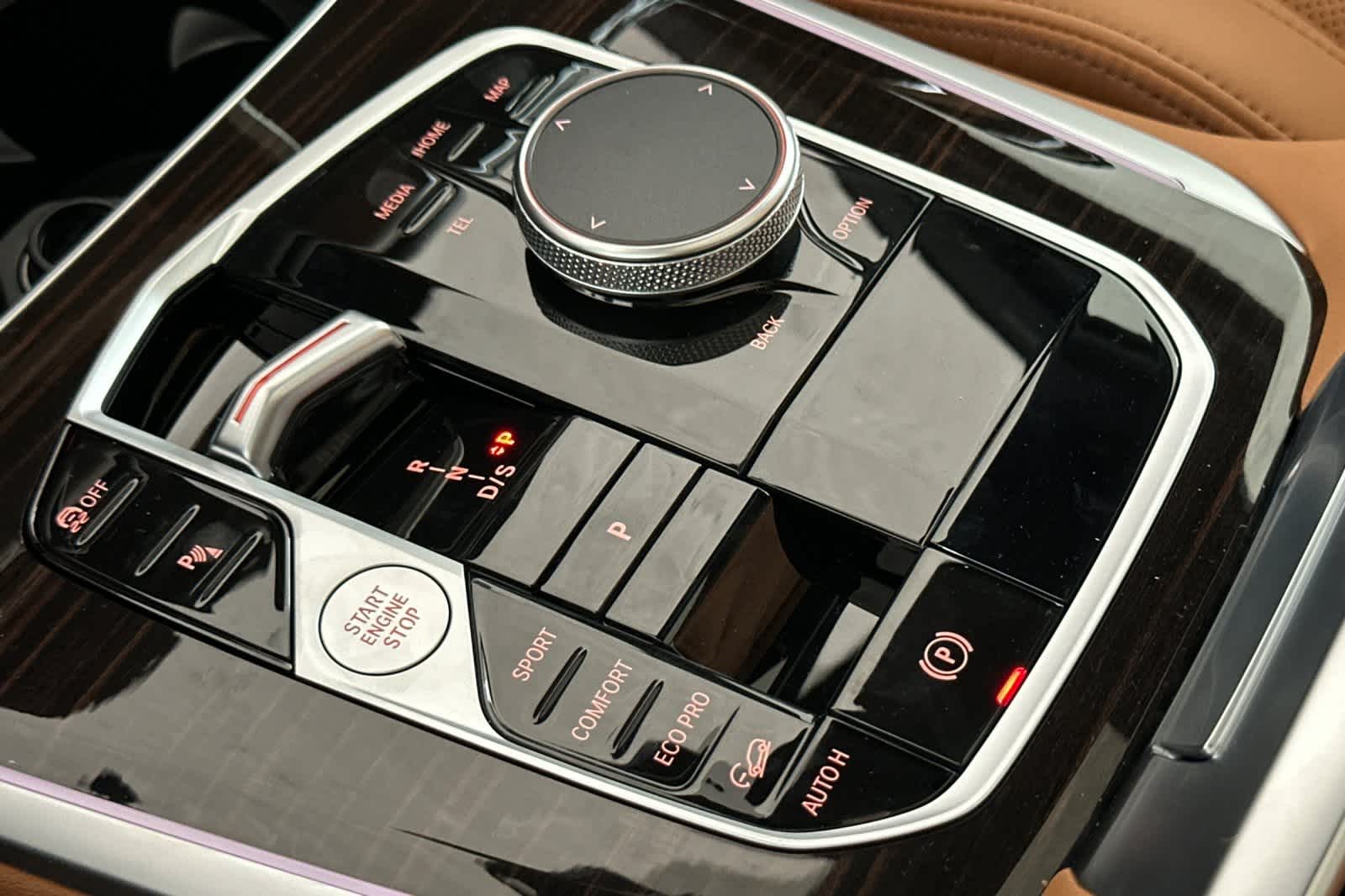 Thumbnail: 2026 BMW X5 - 22