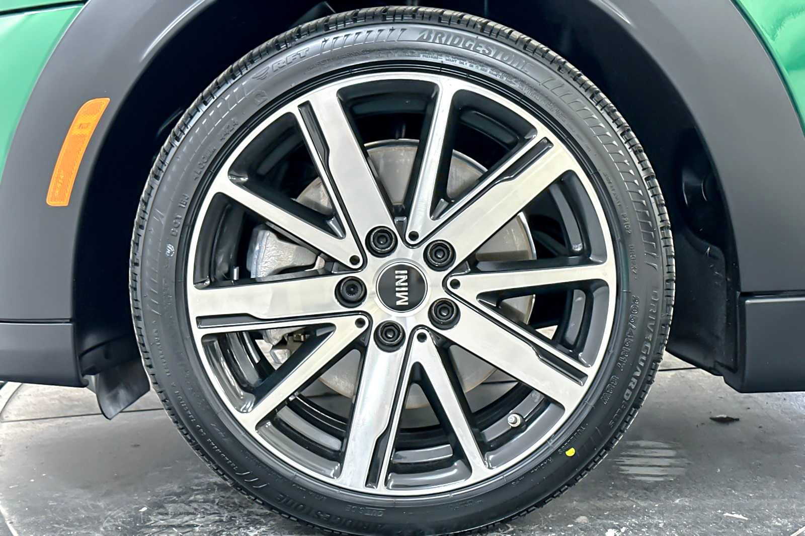 Thumbnail: 2023 MINI Cooper Hardtop - 27