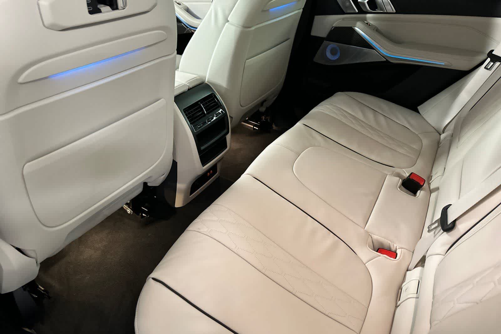 Thumbnail: 2026 BMW X5 - 4