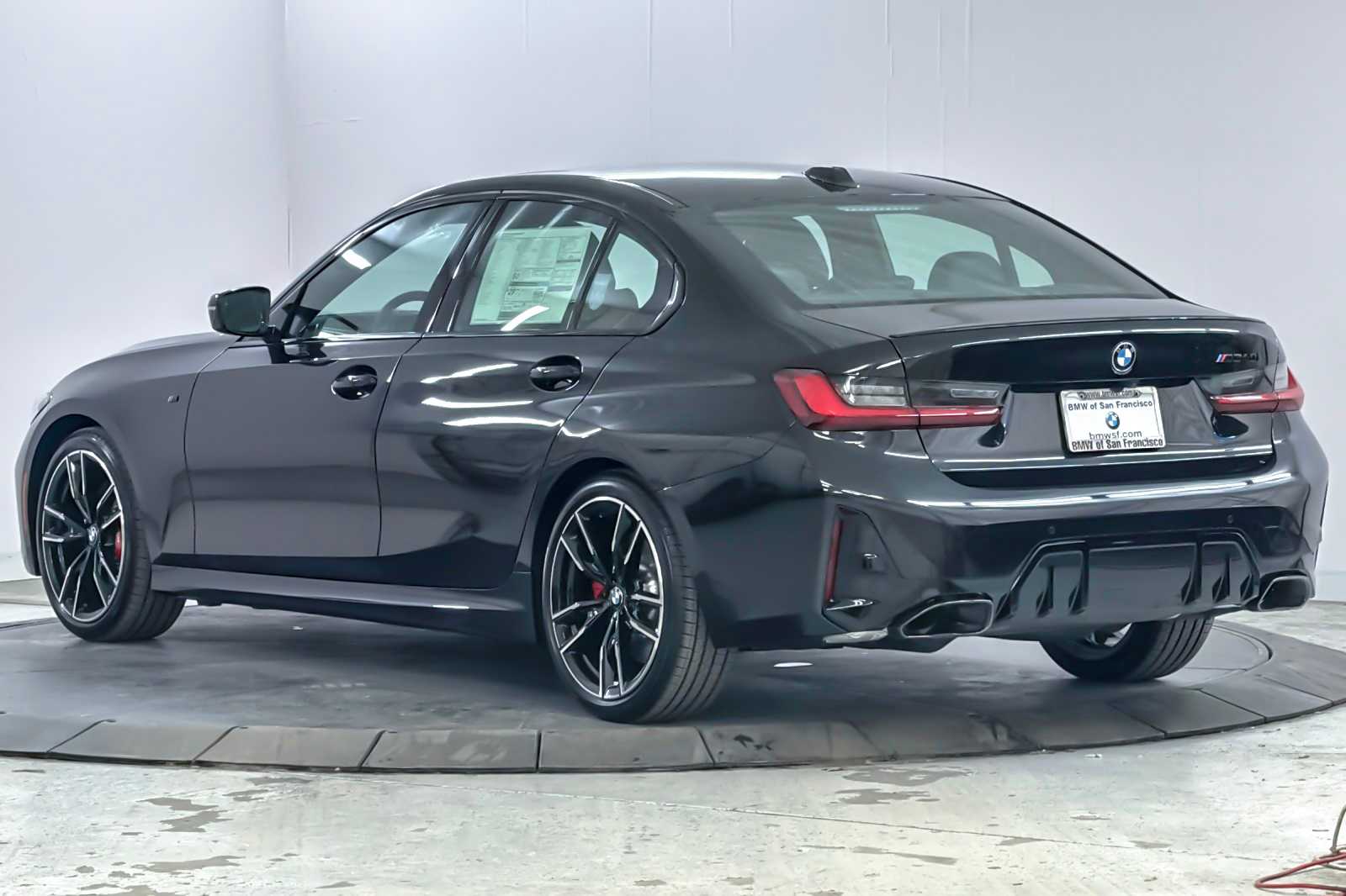 Thumbnail: 2026 BMW 3 Series - 6