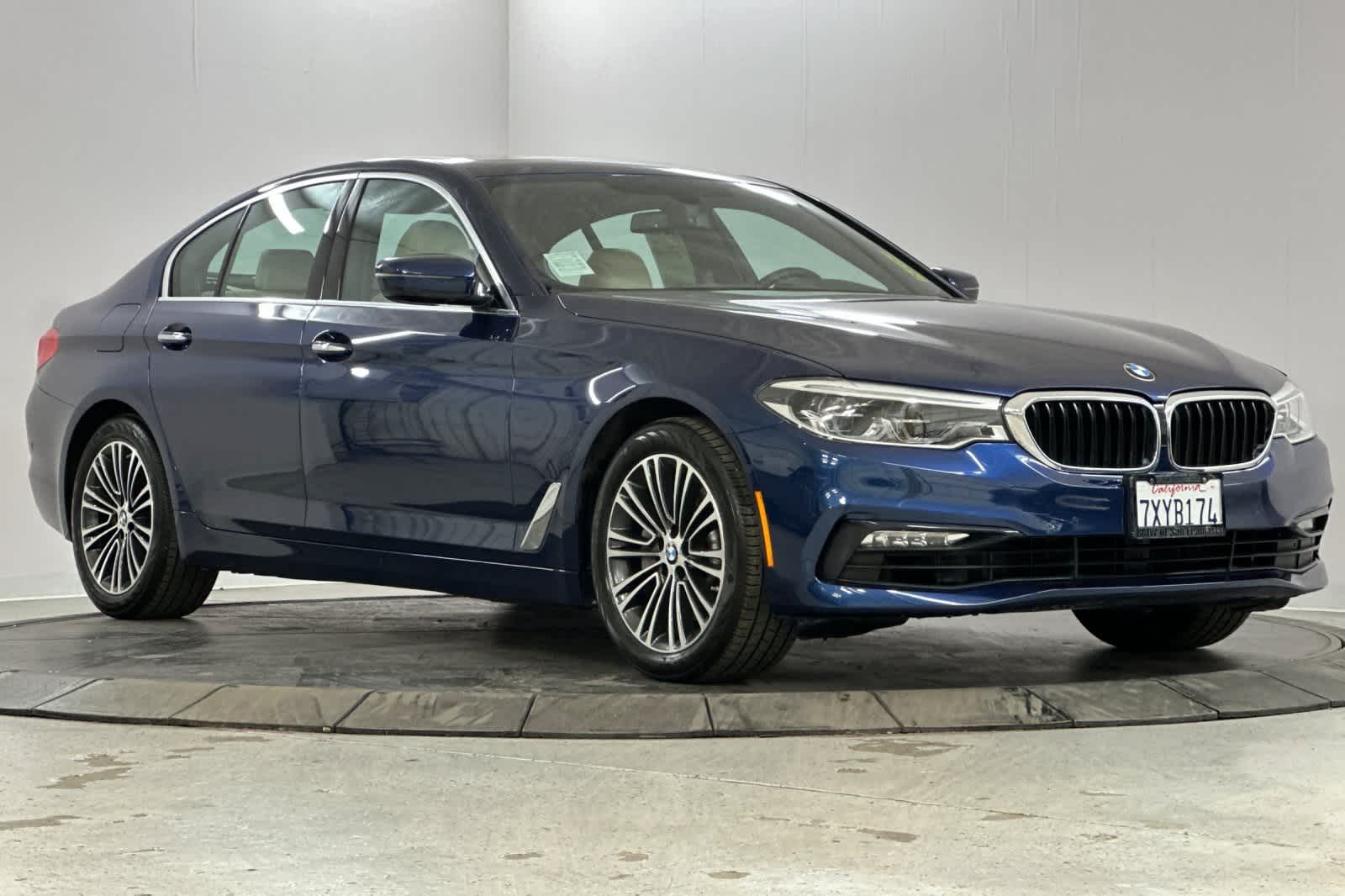 2017 BMW 5 Series 540i 9