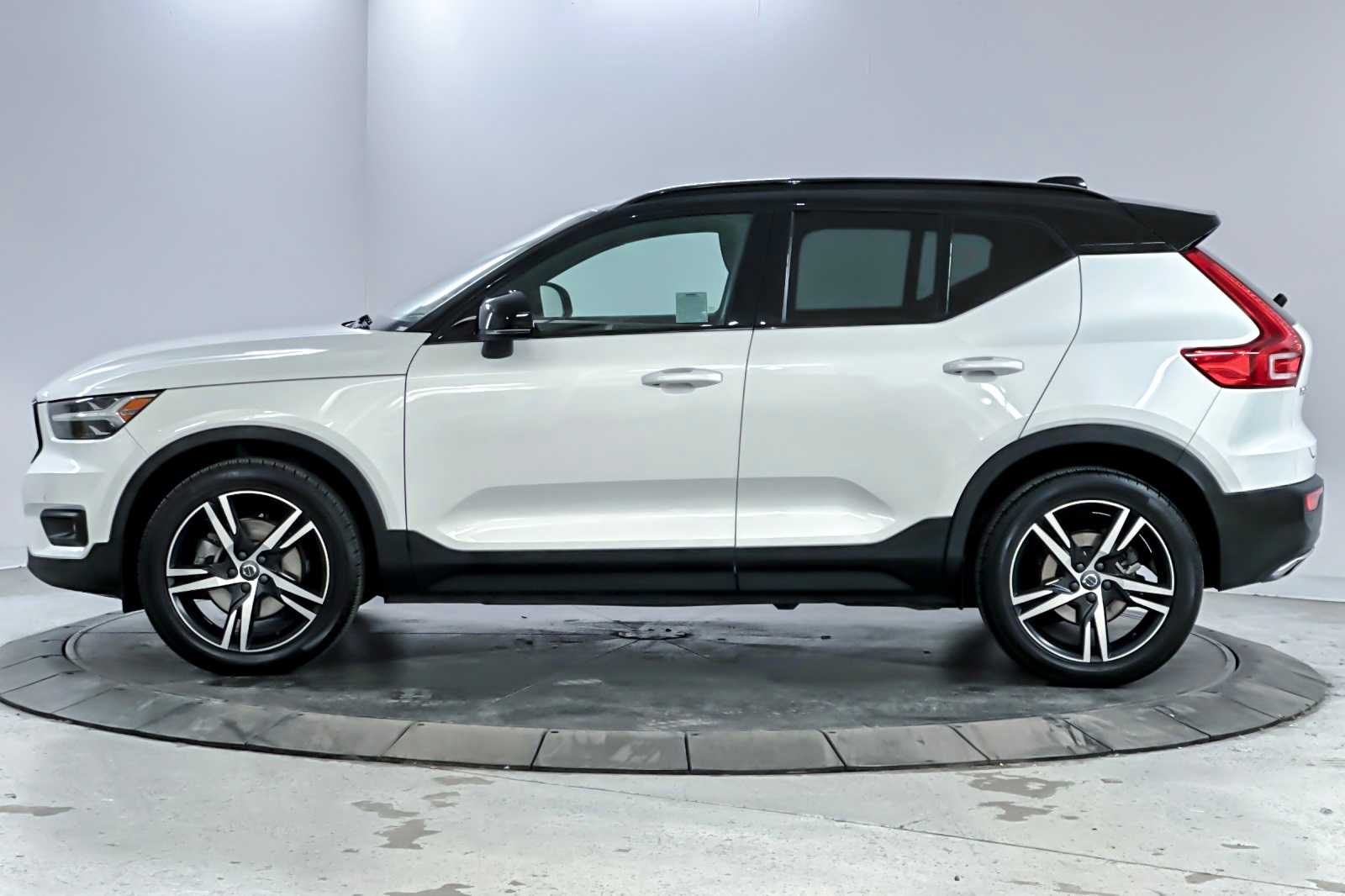 Thumbnail: 2020 Volvo XC40 - 5