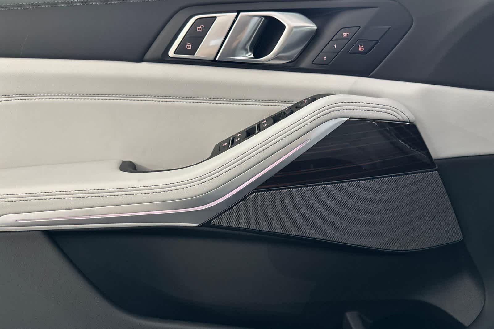 Thumbnail: 2026 BMW X5 - 12