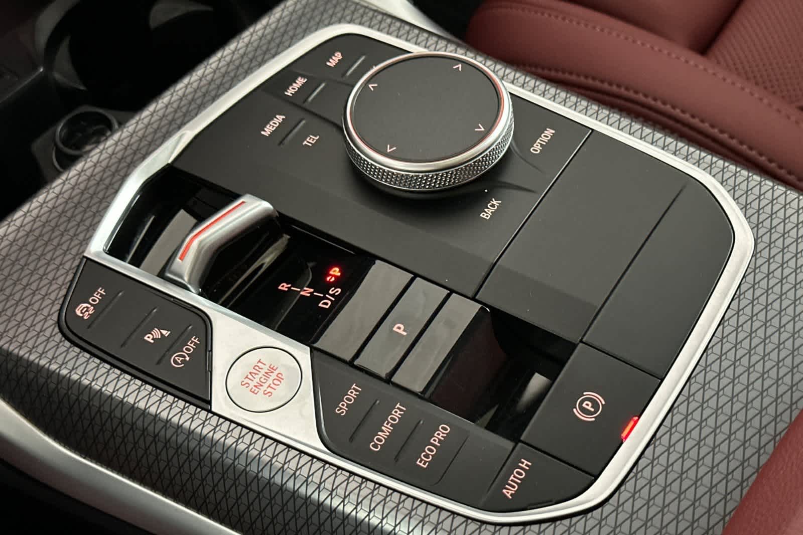 Thumbnail: 2025 BMW 4 Series - 21