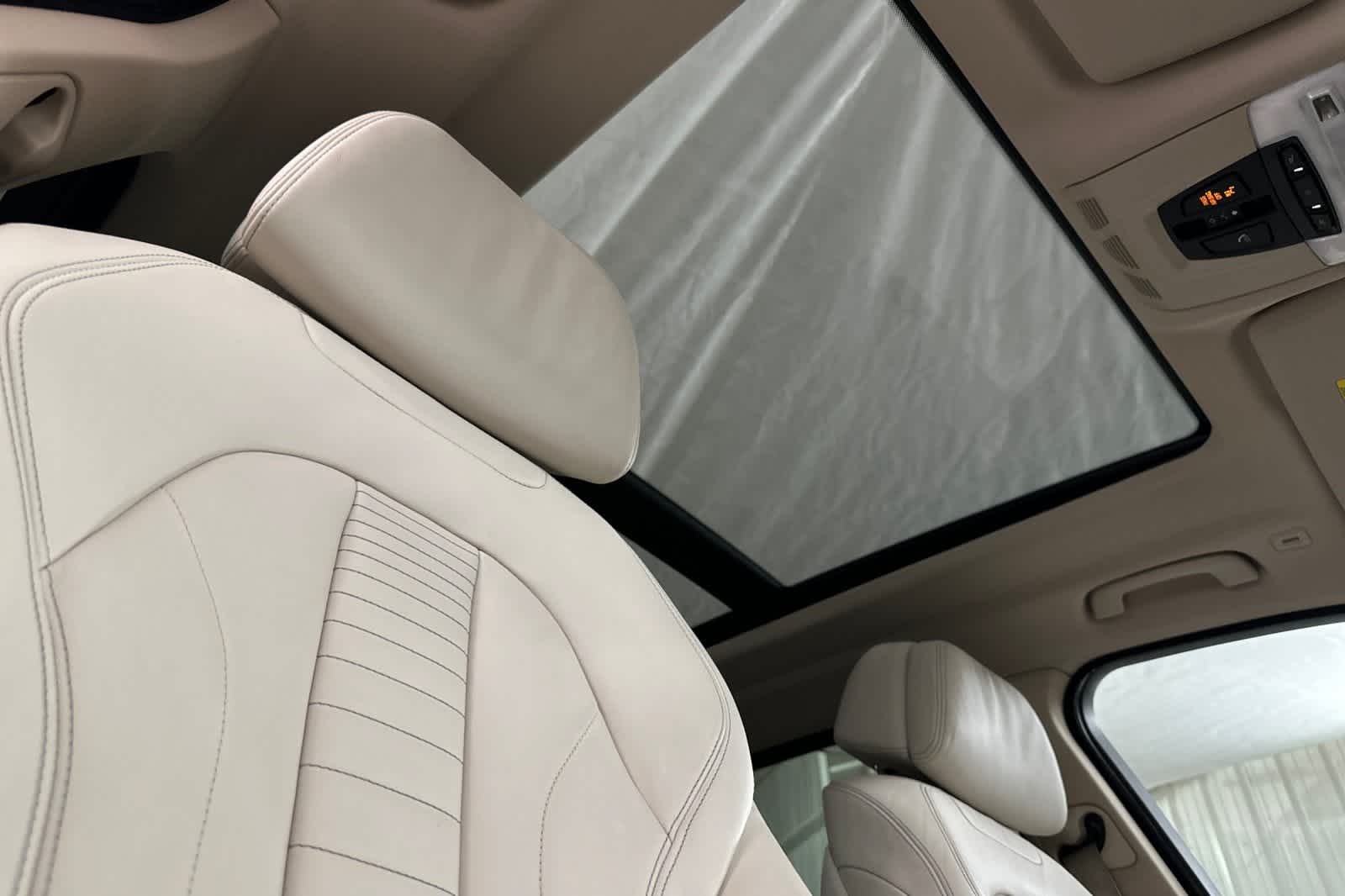 Thumbnail: 2015 BMW X5 - 17