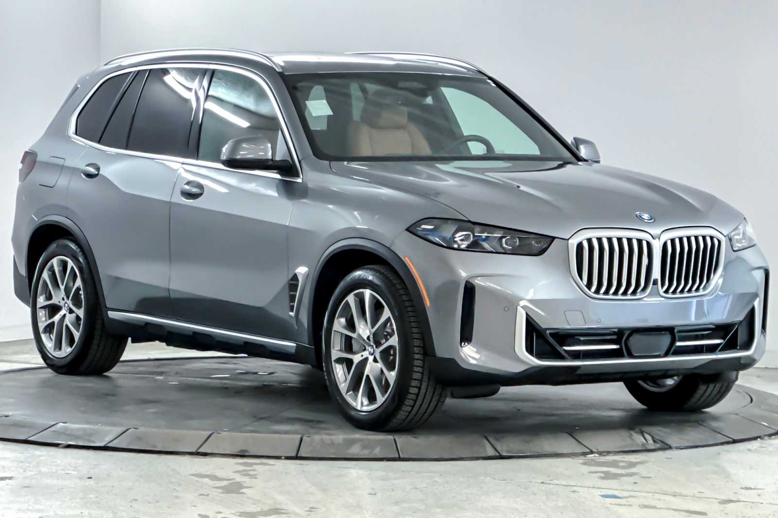 Thumbnail: 2026 BMW X5 - 9