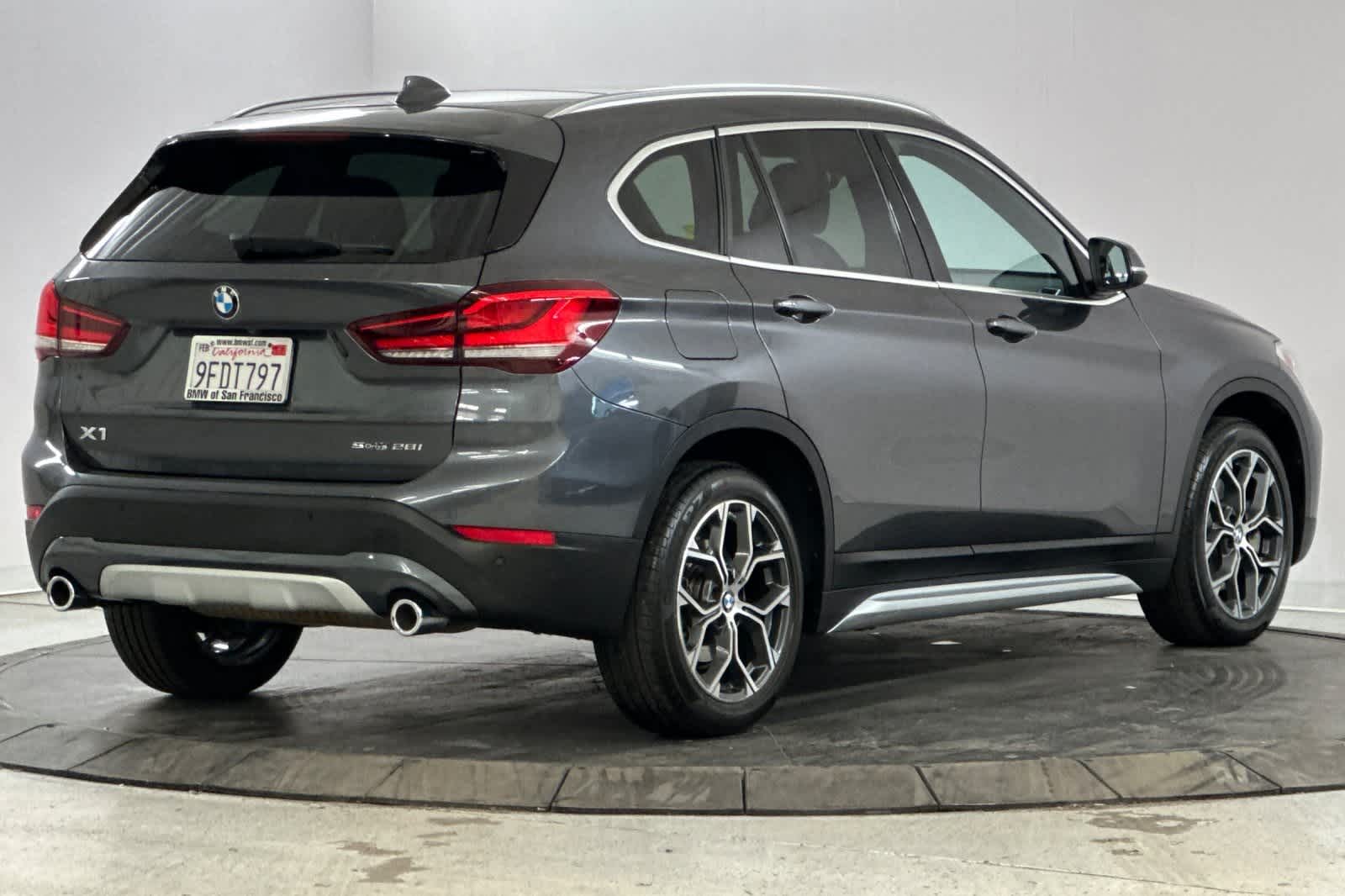 Thumbnail: 2021 BMW X1 - 2